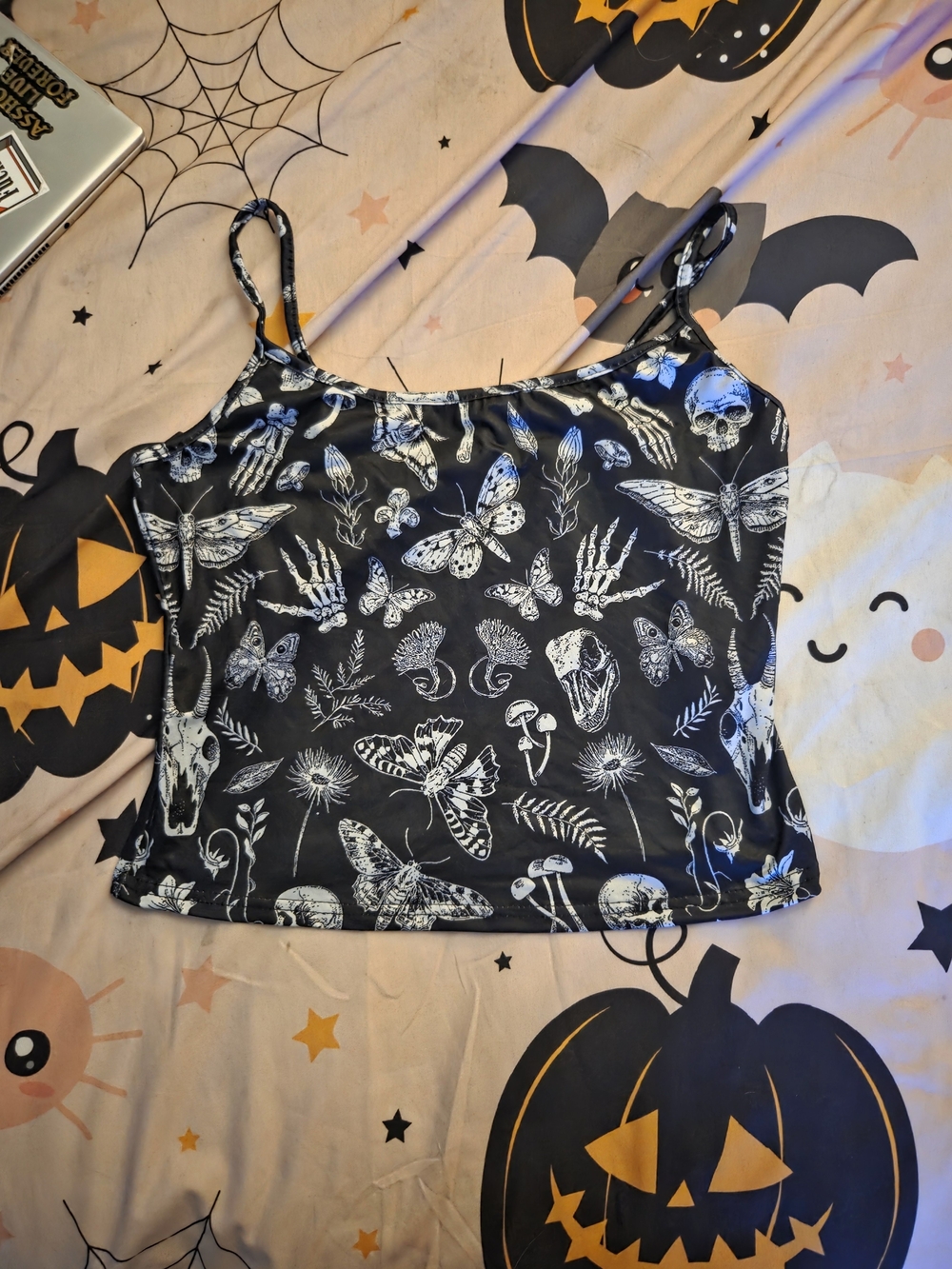 ROMWE Black Gothic Butterfly & Skull Cami Crop Top